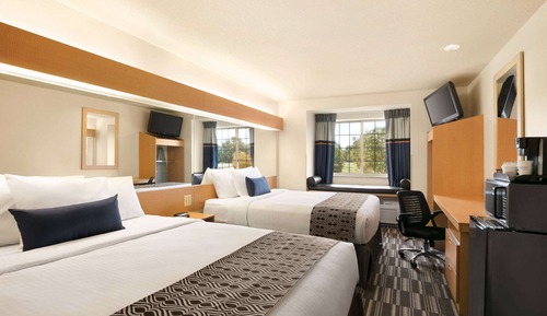 Room, 2 Queen Beds, Accessible, Non Smoking