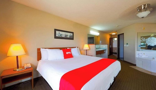King Suite with Jetted Tub with Balcony