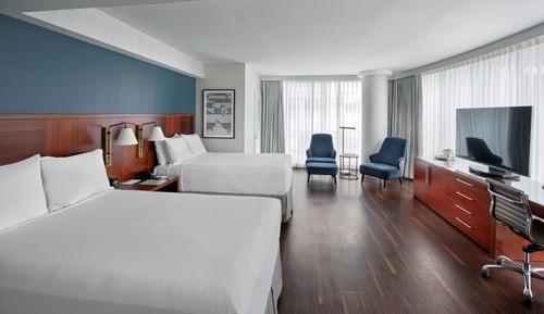 Junior Suite, 2 Double Beds, Corner (View)