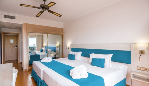 Superior Double Room (Familiar 2+1)