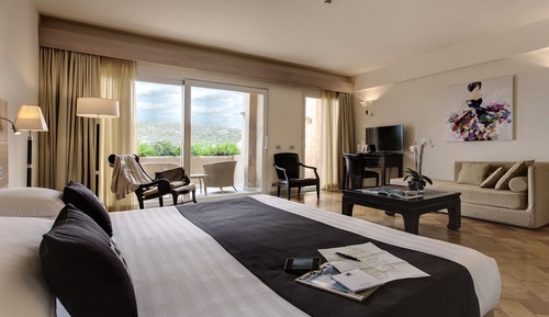 Junior Suite, 1 King Bed with Sofa bed, Balcony, Sea View