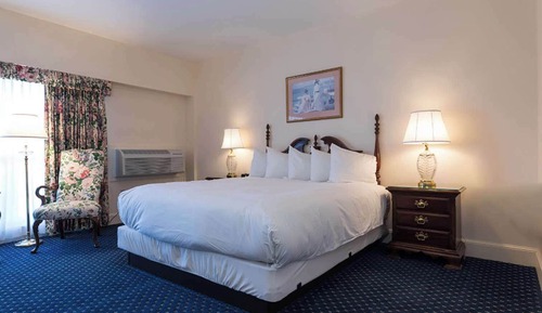 King Room, First Floor Mizzentop - No View