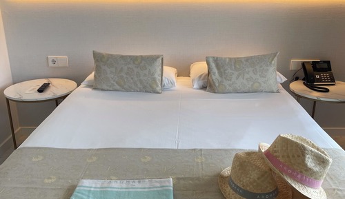 Suite Family quadruple room, 2 beds, Balcony, Mountain View