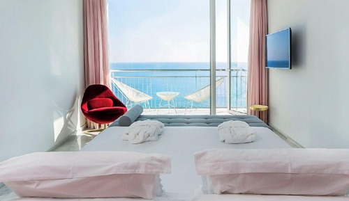 Superior Front Room, Sea View, Balcony