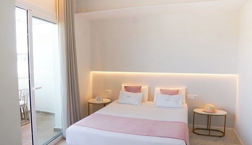 Premium Room, Balcony