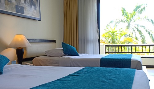 Junior Suite, 2 Twin Beds, Jetted Tub, Ocean View