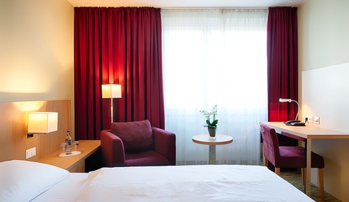 Superior Double or Twin Room, Garden View