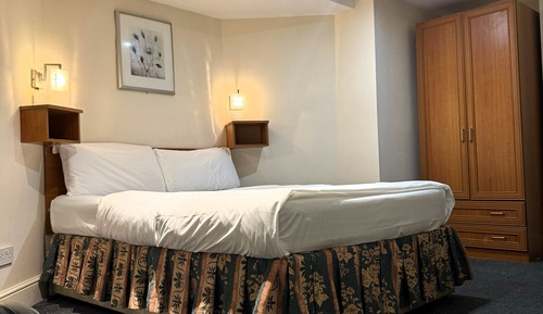 Double Room, Shared Bathroom