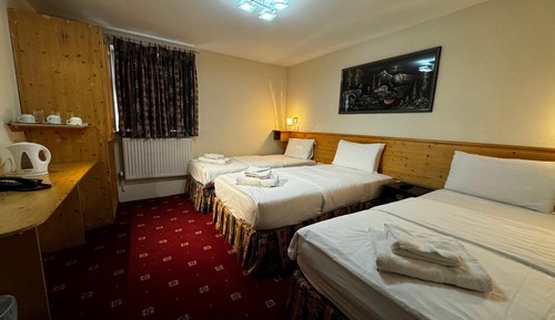 Triple Room, 3 Twin Beds, Ensuite