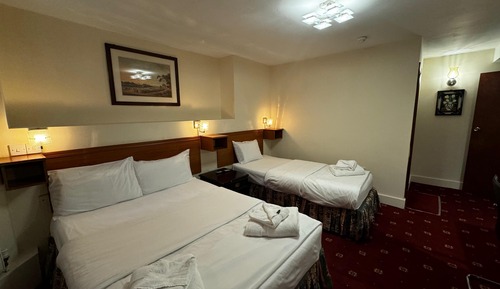 Triple Room, Ensuite