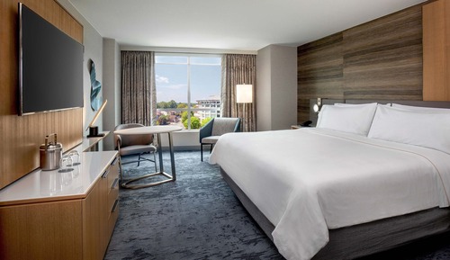 Premium Room, 1 King Bed, Non Smoking, City View