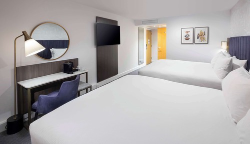 Deluxe Room, Multiple Beds