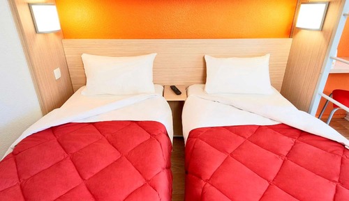 Standard Room, 2 Twin Beds