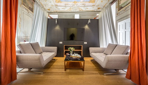 Luxury Suite