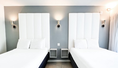 Studio, 2 Queen Beds