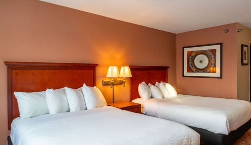 Standard Room, 2 Queen Beds (Two Queen Beds)