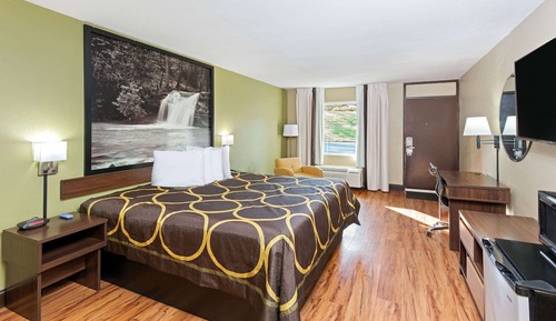 Standard Room, 1 King Bed, Smoking