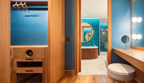 Penthouse Suite with Spa access