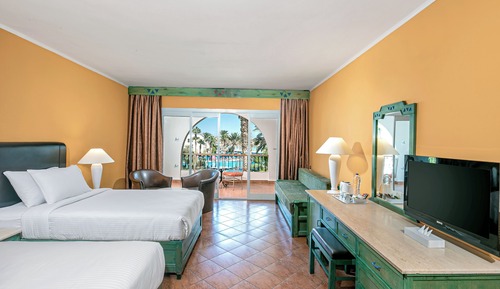 Standard Room, Pool View