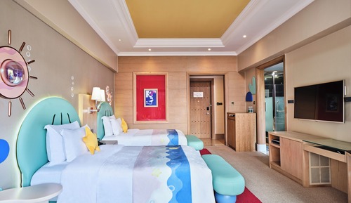 Family Room, 2 Twin Beds (Joy Kids Uptopia)