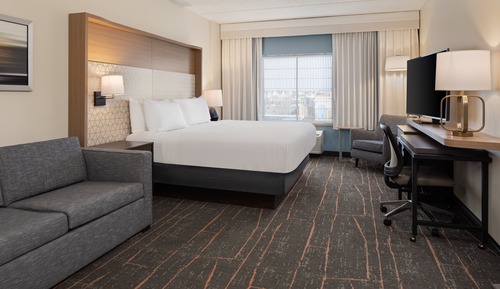 Standard Room, 1 King Bed