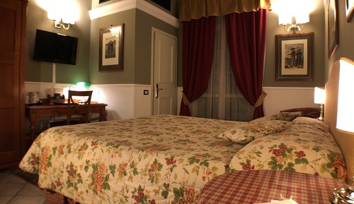 Classic Single Room
