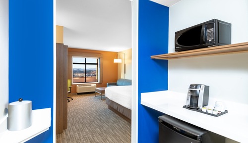 Standard Room, 1 King Bed, Accessible (Communications)