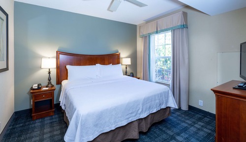 Suite, 1 King Bed, Non Smoking