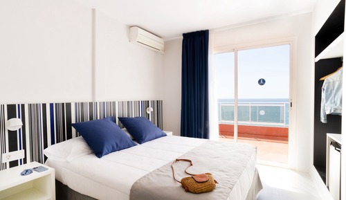 Standard Triple Room, Sea View