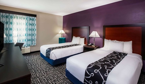 Room, 2 Double Beds, Accessible, Non Smoking ( Mobility/hearing, Roll-in Shower)