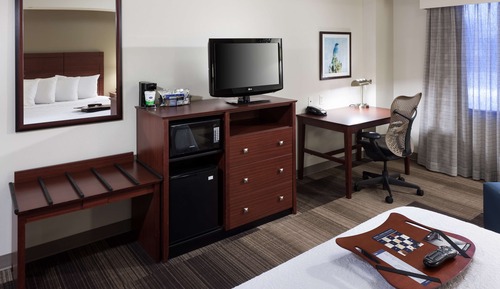 Room, 1 King Bed, Mountain View