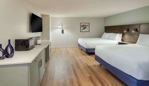 Suite, 2 Queen Beds, Accessible (Mobility & Hearing, Roll-In Shower)