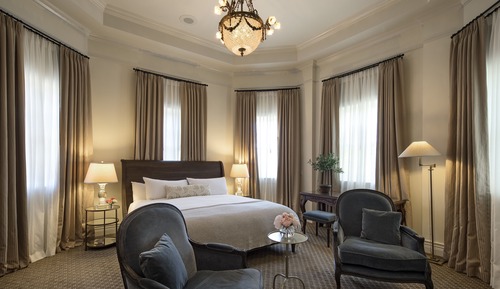 Deluxe Room, 1 King Bed (Luxe King)