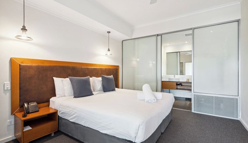 One Bedroom Apartment