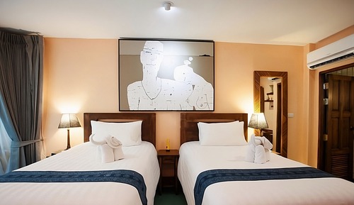 Deluxe Twin Room, Pool Access