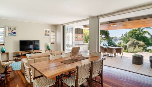 2 Bedroom Lagoon View Apartment