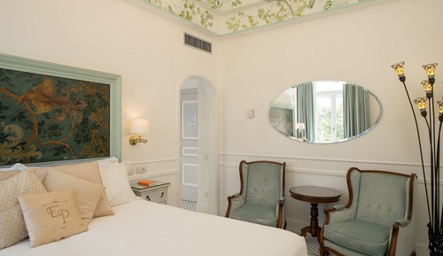 Classic Double Room, Garden View