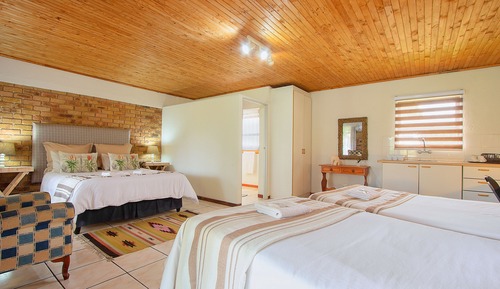 Family Room (Family 4 Sleeper)