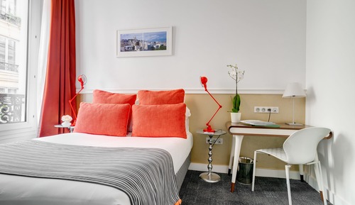 Standard Double Room - Free soft minibar, courtesy tray - Digital press