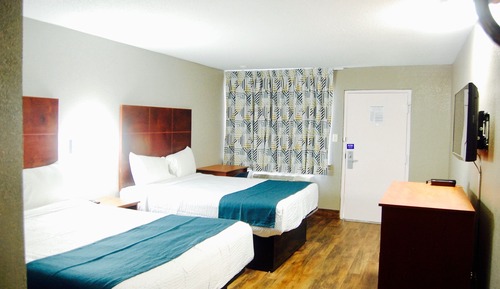 Deluxe Room, 2 Queen Beds, Non Smoking