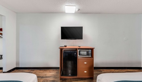 Deluxe Room, 2 Queen Beds, Smoking, Refrigerator & Microwave