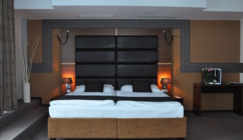 Business Room