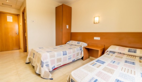 Twin Double Room (2 beds)
