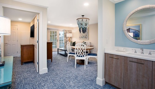 Suite, 1 King Bed