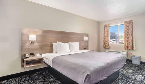 Room, 1 King Bed, Accessible, Non Smoking