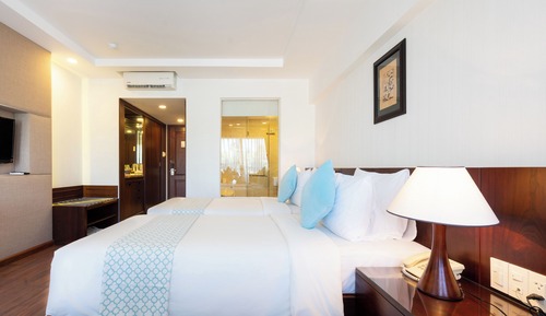 Superior Twin Beds Room, City View