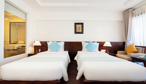 Superior Twin Beds Room, Sea View