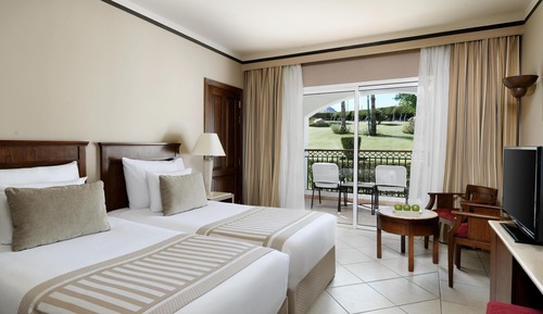 Standard Room, 2 Twin Beds, Garden View