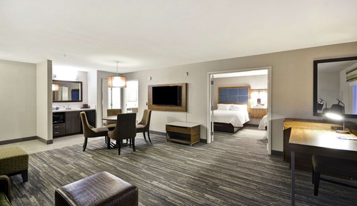 Suite, 2 Queen Beds, Non Smoking