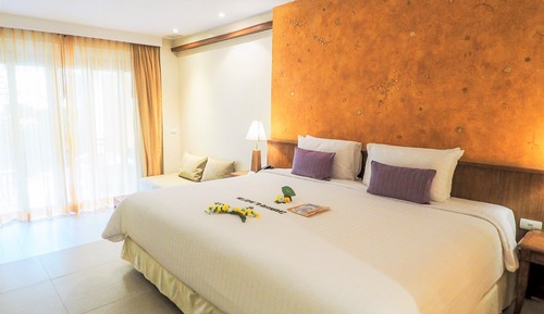 Honeymoon Room